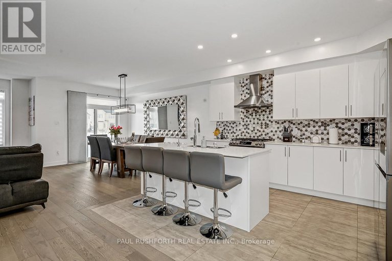 29134887/28-mendoza-way/emerald-meadowstrailwest/ottawa/ontario/K2S2S6_12