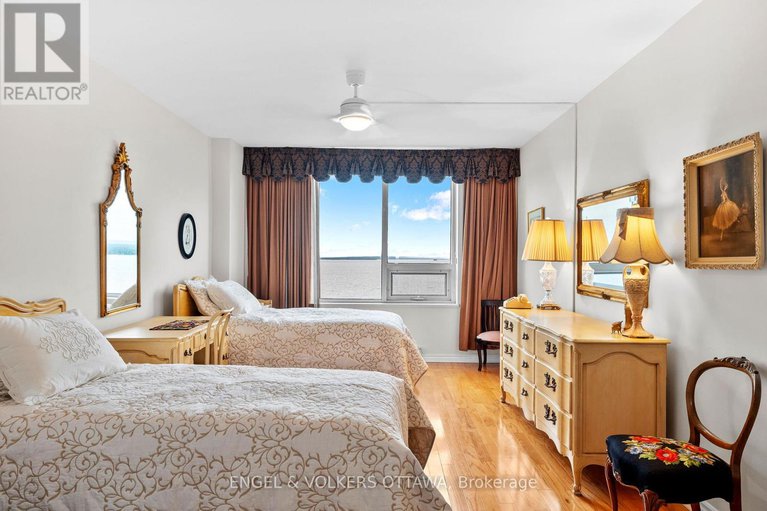28574769/1604-3105-carling-avenue/bayshore/ottawa/ontario/K2H5A6_15