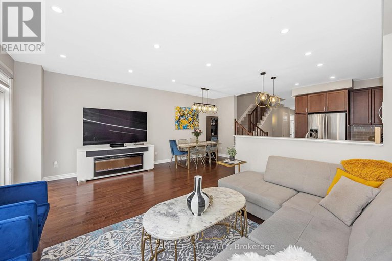 28564716/526-edenwylde-drive/remainder-of-stittsville-area/ottawa/ontario/K2S2K4_18