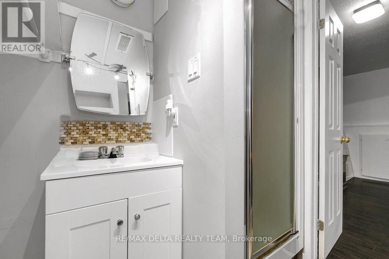 29163520/1590-cedar-mills-road/chateauneuf/ottawa/ontario/K1C7M1_30