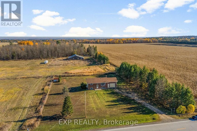 29018992/1860-lochwinnoch-road/horton-twp/horton/ontario/K7V3Z4_4