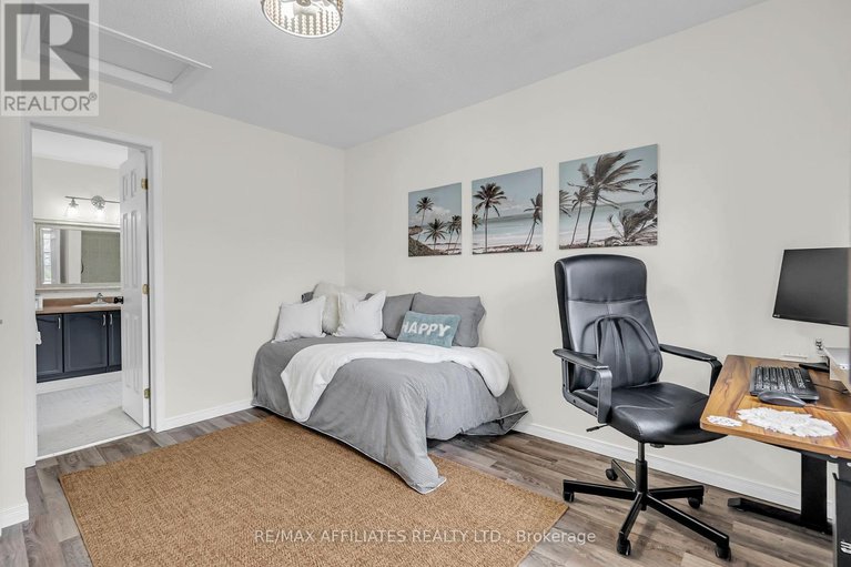 28425809/34-catterick-crescent/morgans-grantsouth-march/ottawa/ontario/K2K3M5_26