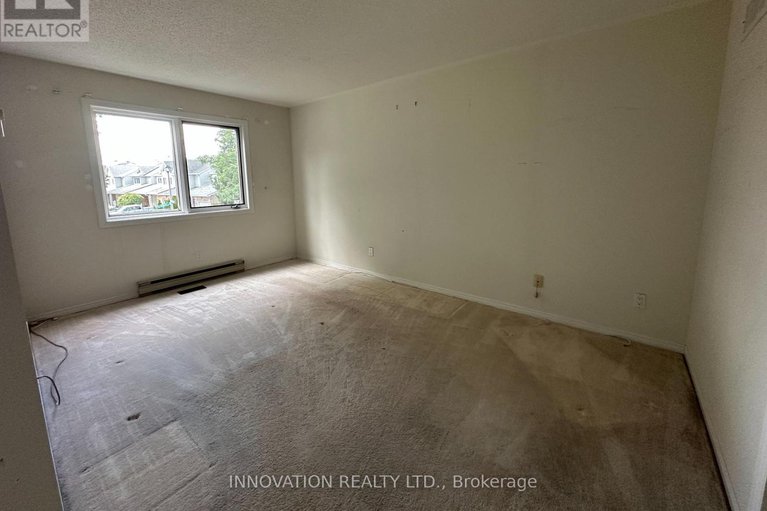 28832918/5-roblyn-way/barrhaven-east/ottawa/ontario/K2G5Z4_17