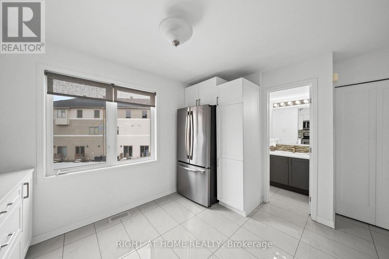 29526462/161-camden-private/cedargrovefraserdale/ottawa/ontario/K2J6J1_9