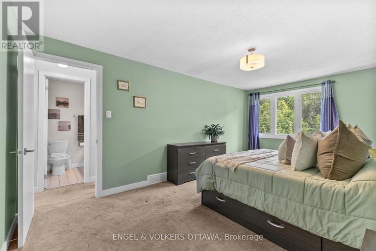 28493441/42d-benlea-drive/tanglewood/ottawa/ontario/K2G4A9_18
