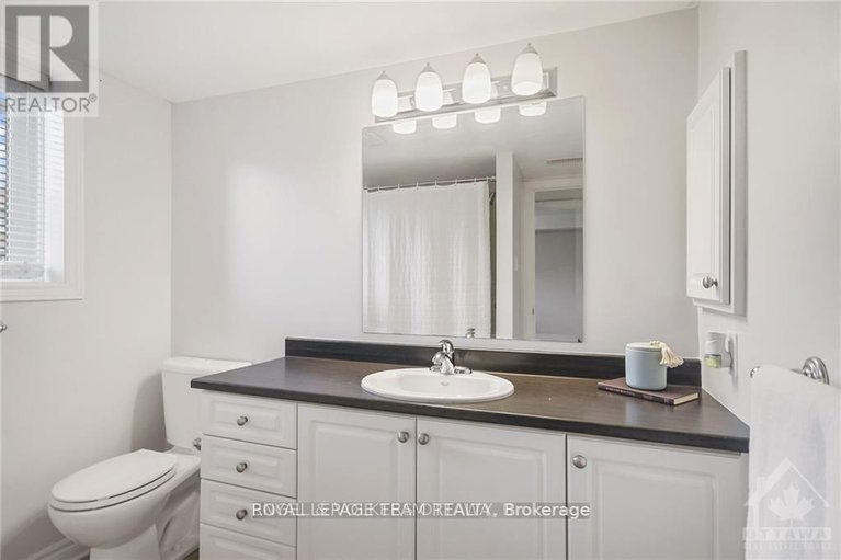 29585550/2-46-barnstone-drive/barrhaven-east/ottawa/ontario/K2G4R6_16