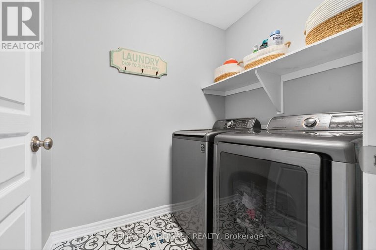 29665426/38-thunderbolt-street/emerald-meadowstrailwest/ottawa/ontario/K2V0L9_31