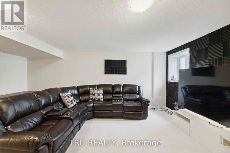 28426936/639-chillerton-drive/half-moon-bay/ottawa/ontario/K2J6X8_38