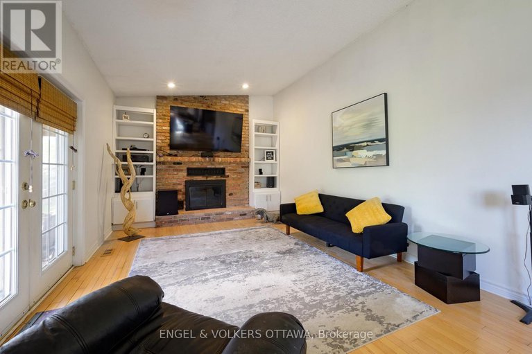 28657304/5608-richmond-road/fallowfield/ottawa/ontario/K2R1E3_14