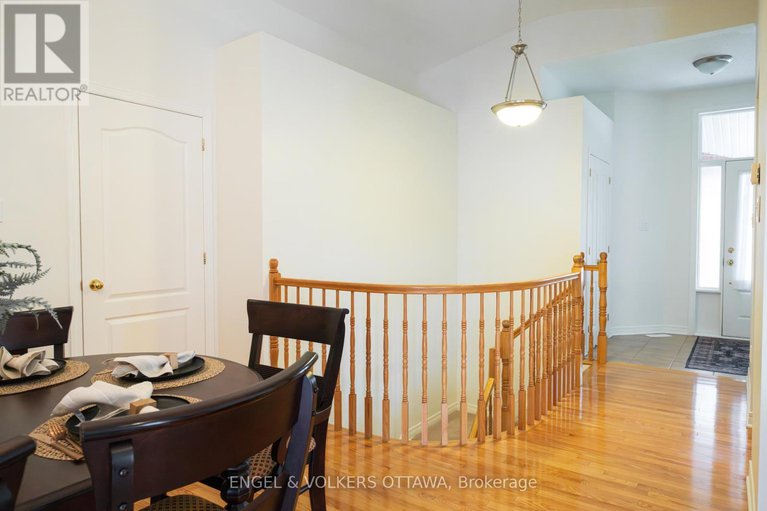 28273894/4293-green-gables-lane/riverside-southgloucester-glen/ottawa/ontario/K1V1S4_23
