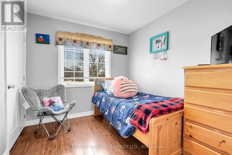 28929048/38-st-lawrence-street/ingleside/south-stormont/ontario/K0C1M0_22