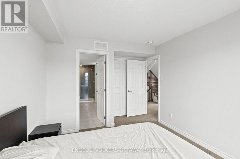 28759992/782-mikinak-road/cfb-rockcliffe-and-area/ottawa/ontario/K1K5A5_18