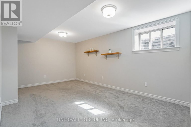 28692572/247-maygrass-way/remainder-of-stittsville-area/ottawa/ontario/K2S2K9_34