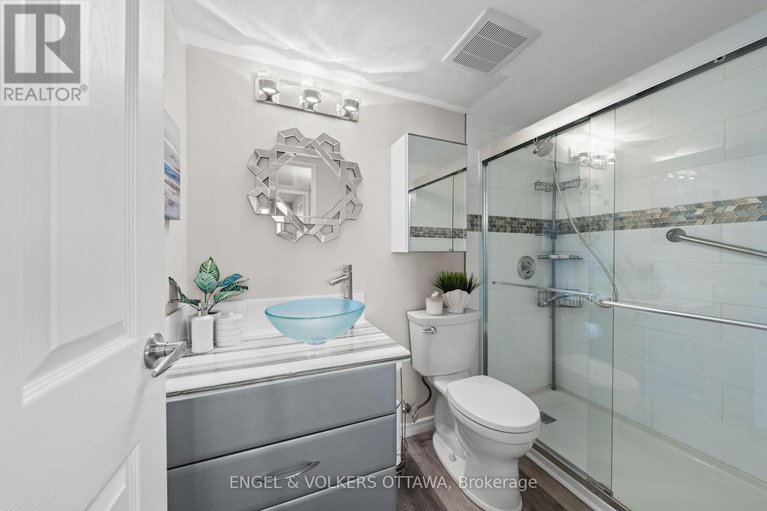 29026239/1007-1195-richmond-road/woodroffe/ottawa/ontario/K2B8E4_34