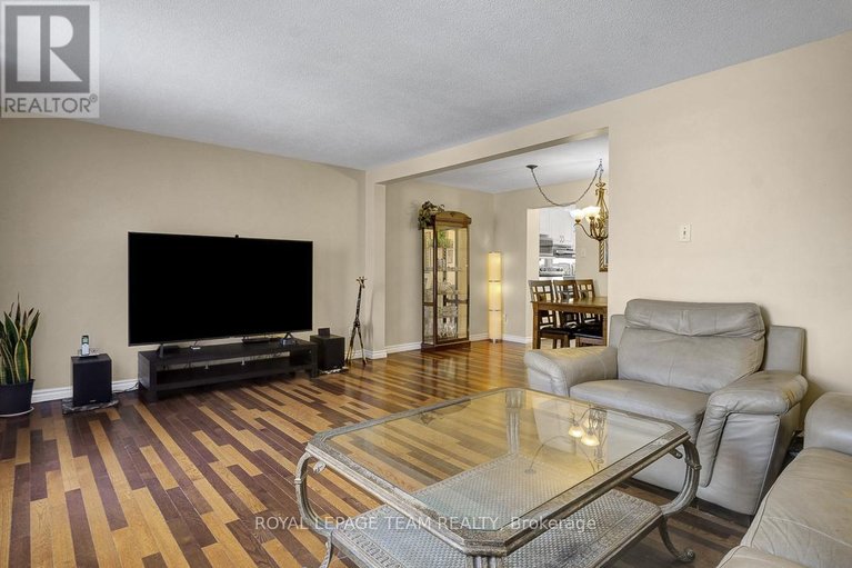 29537105/35-2027-stonehenge-crescent/pineview/ottawa/ontario/K1B4N7_9