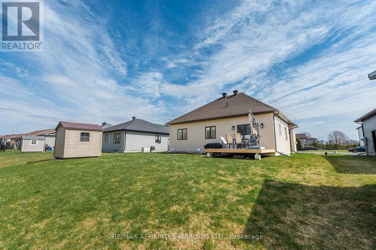 29658311/20309-andrea-avenue/lancaster/south-glengarry/ontario/K0C2C0_39