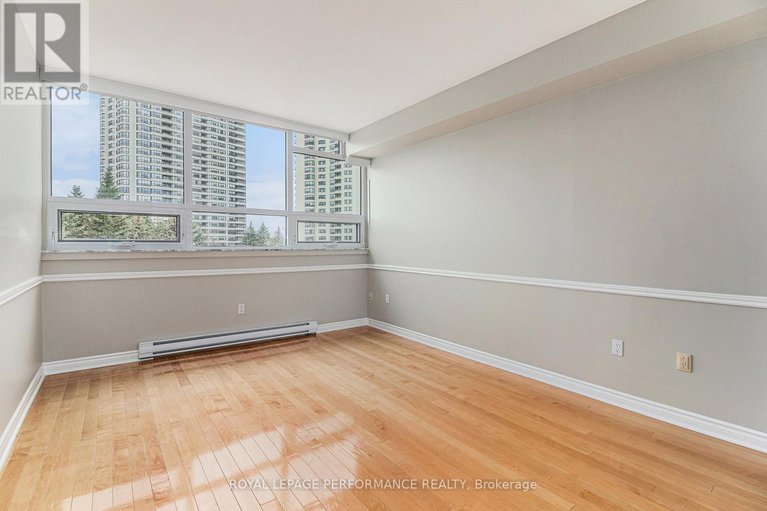 29115346/301-1480-riverside-drive/riverview-park/ottawa/ontario/K1G5H2_31