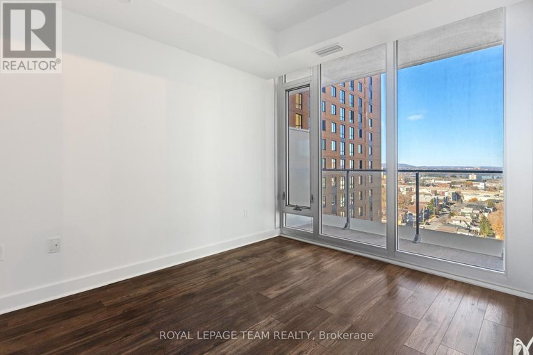 29639805/1506-111-champagne-avenue-s/west-centre-town/ottawa/ontario/K1S5V3_17