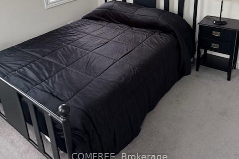 29477970/784-logperch-circle/half-moon-bay/ottawa/ontario/K2J6K3_12