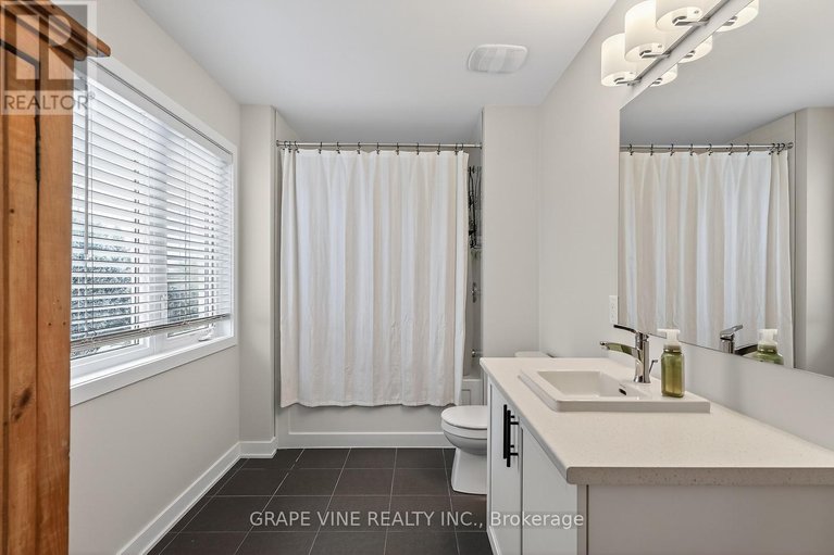 29145607/2005-postilion-street/btwn-franktown-rd-fallowfield-rd/ottawa/ontario/K0A2Z0_27