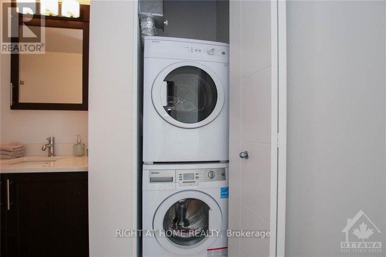 28668449/2306-40-nepean-street/ottawa-centre/ottawa/ontario/K2P0X5_10