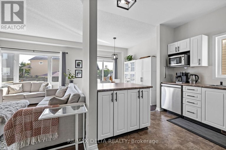 29662213/221-mercury-street/clarencerockland-twp/clarence-rockland/ontario/K4K0E8_18