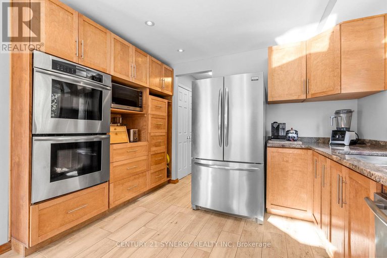 29177939/34-rosegarden-crescent/hunt-club-parkgreenboro/ottawa/ontario/K1T3A9_16