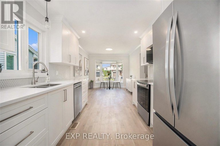28647079/680-mathieu-way/fallingbrookpineridge/ottawa/ontario/K4A2R4_12