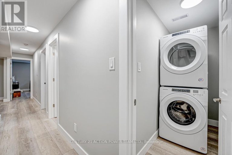 29566257/1149-and-1149-b-1149-parisien-street/cyrville-rdindustrial-park/ottawa/ontario/K1B3N3_2