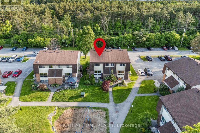28426609/23d-forester-crescent/westcliffe-estates/ottawa/ontario/K2H8Y1_25