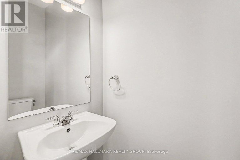 29651052/513-catleaf-row/avalon-west/ottawa/ontario/K4A5J2_13