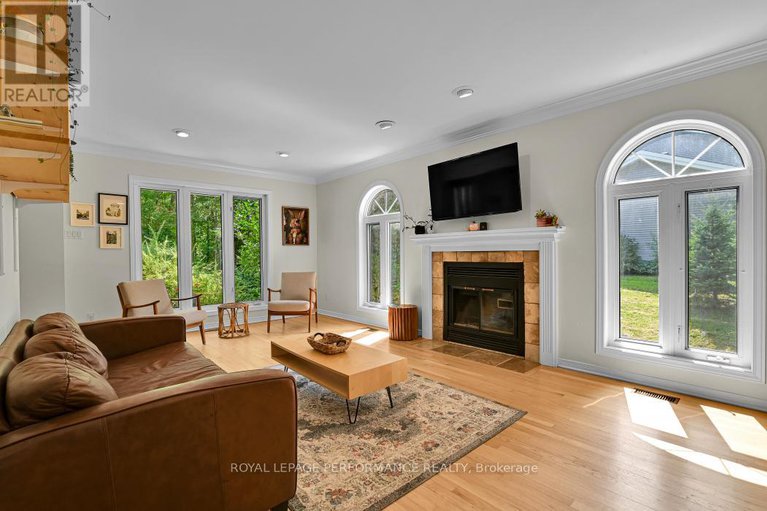 28619825/2057-clark-road/clarencerockland-twp/clarence-rockland/ontario/K4K1K7_6