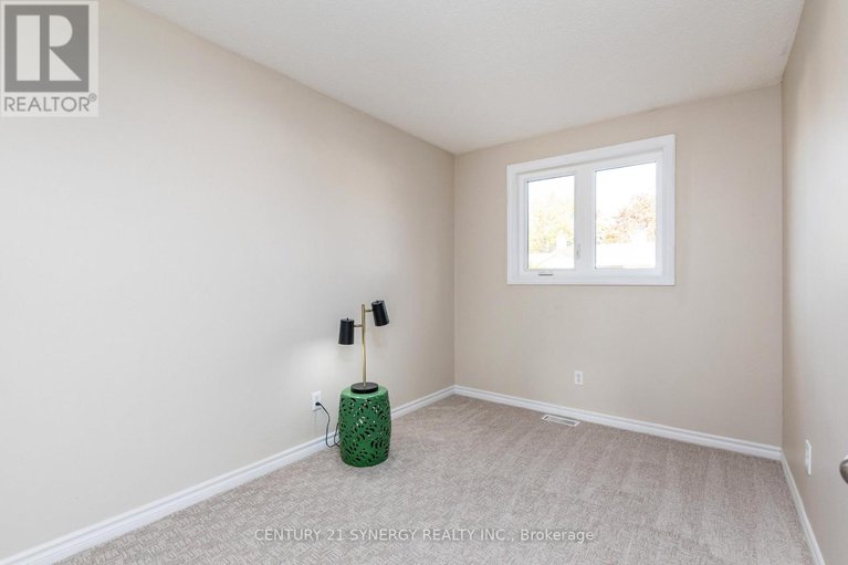 29079397/8-sundback-lane/katimavik/ottawa/ontario/K2L2W8_22