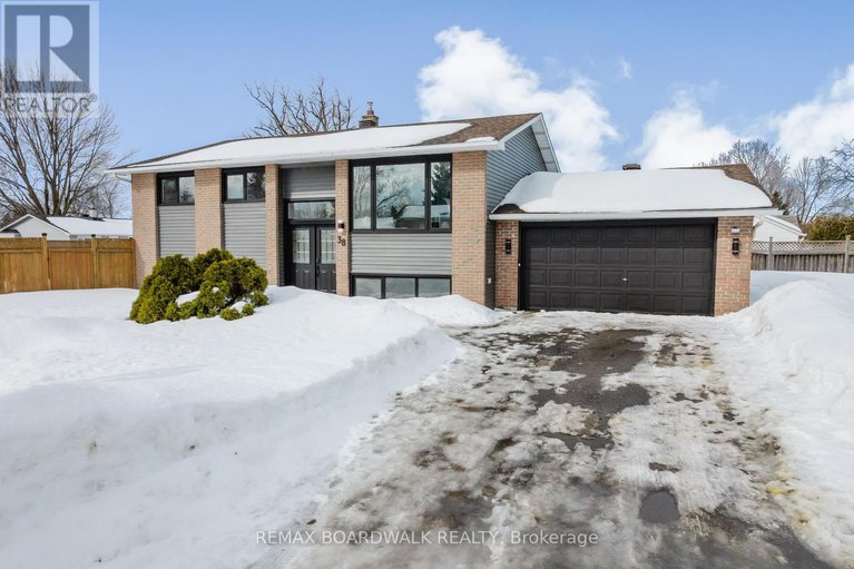 29437074/38-courtney-road-w/glencairnhazeldean/ottawa/ontario/K2L1L8_2