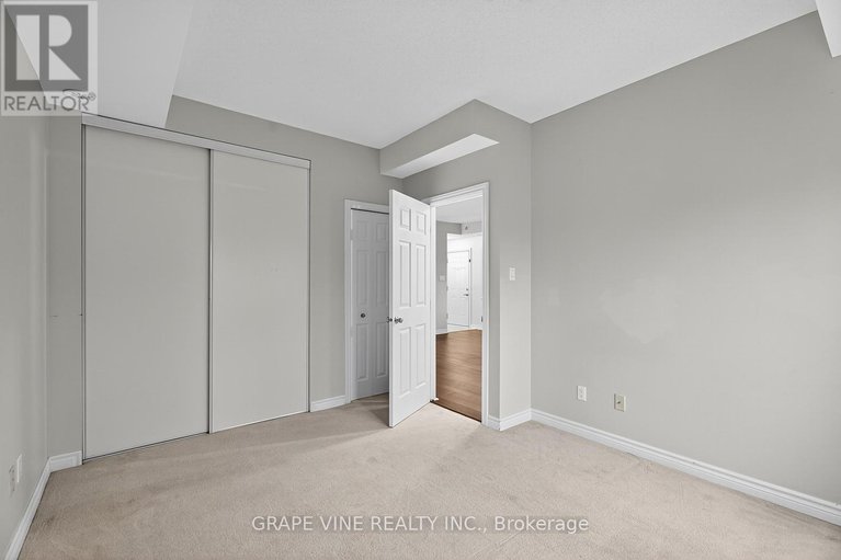 29080513/c-140-mocha-private/blossom-parkkemp-parkfindlay-creek/ottawa/ontario/K1T0K5_34