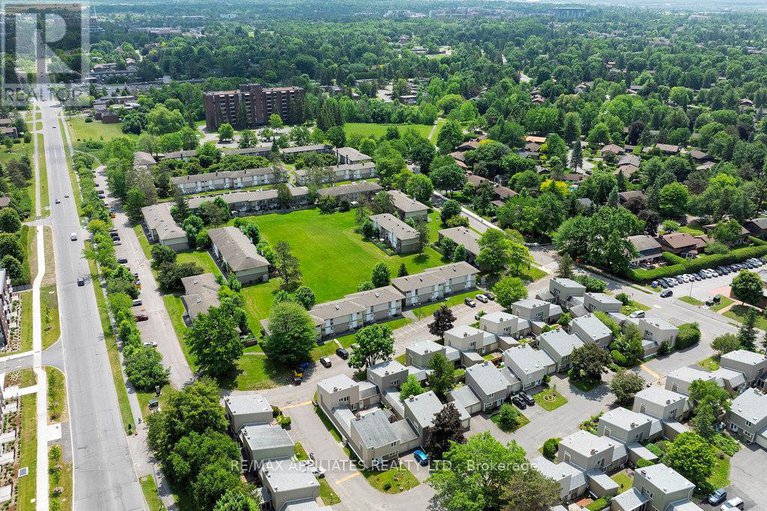 28488846/34-105-weeping-willow-lane/beaverbrook/ottawa/ontario/K2K1E6_42