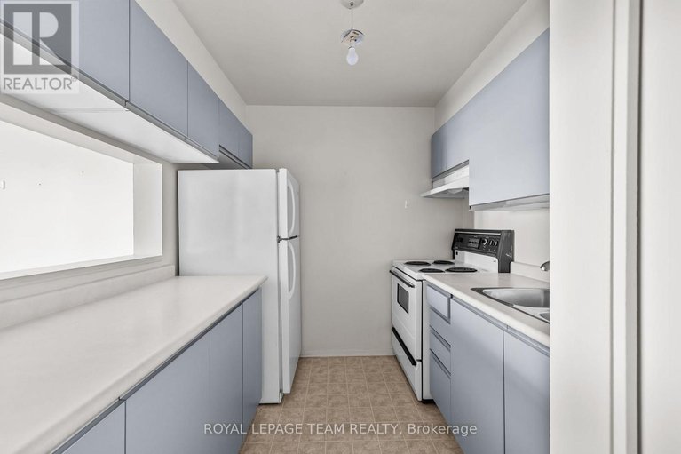 29343904/411-270-brittany-drive/viscount-alexander-park/ottawa/ontario/K1K4M3_11