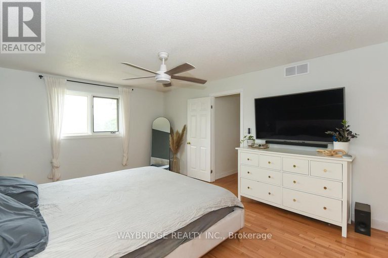 28143902/1467-spartan-grove-street-e/greely/ottawa/ontario/K4P1G1_25