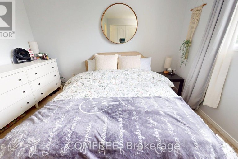 28538699/783-nesting-way/fallingbrookgardenway-south/ottawa/ontario/K4A3X6_12