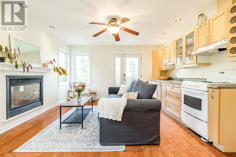 28688140/3038-southmore-drive-e/riverside-park-south/ottawa/ontario/K1V6Z4_19