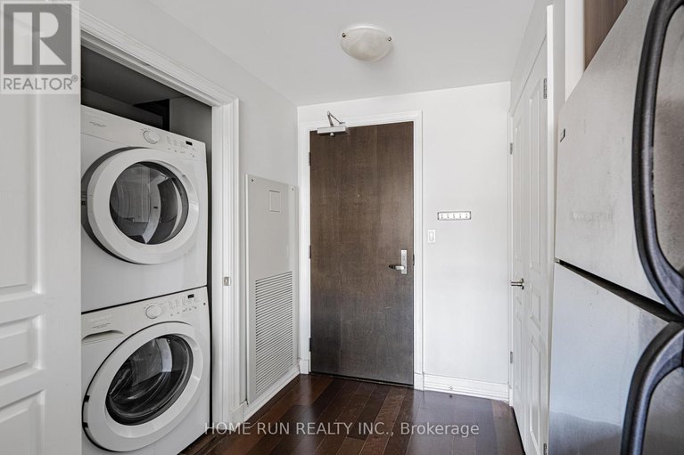 29400531/1407-238-besserer-street/sandy-hill/ottawa/ontario/K1N6B1_21