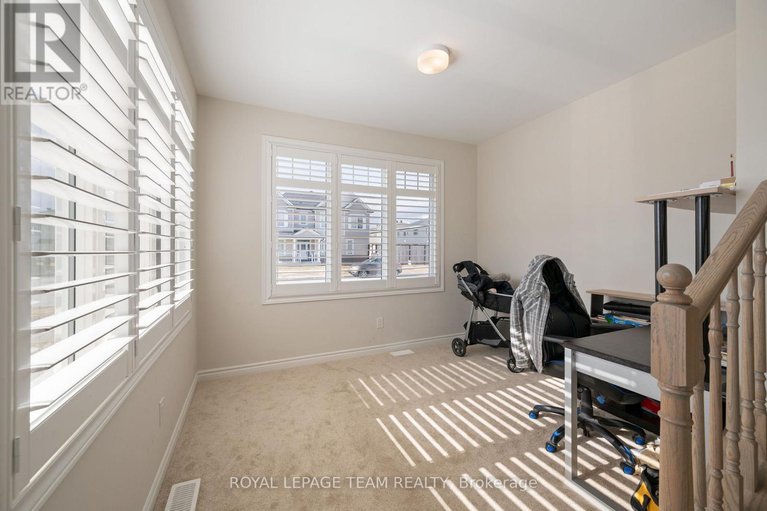 28565820/741-derreen-avenue/stittsville-north/ottawa/ontario/K2S2Y9_8