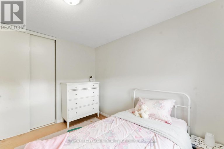 28384628/1532-duplante-avenue/fallingbrookpineridge/ottawa/ontario/K4A3Z2_21