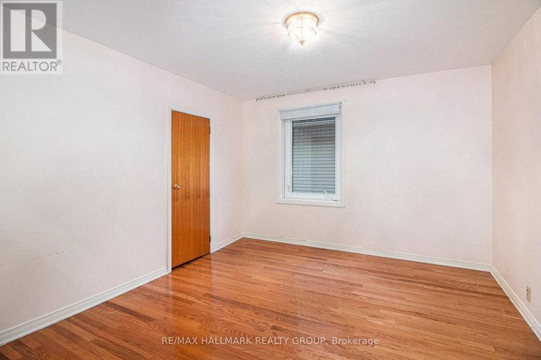 29043617/9-warren-avenue/ottawa-west/ottawa/ontario/K1Y0R9_15