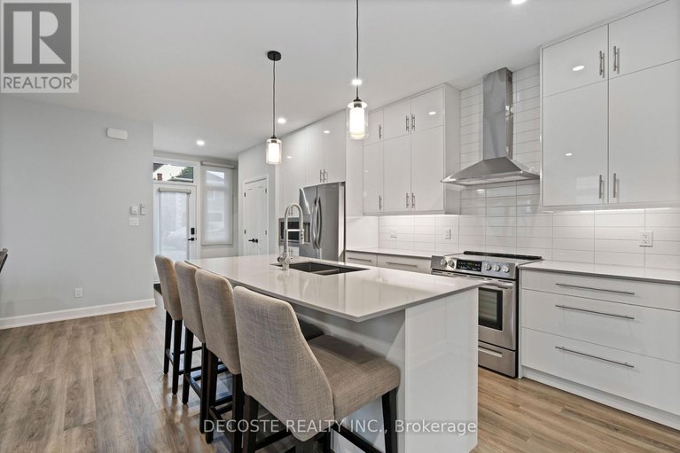 29453082/14-elgin-street-w/alexandria/north-glengarry/ontario/K0C1A0_10