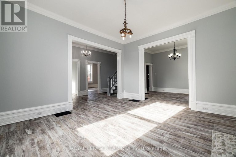 28894849/294-dumbrille-street/kemptville/north-grenville/ontario/K0G1J0_19