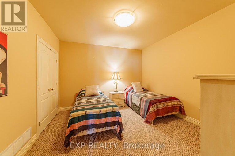 29657643/1283-rideau-cove-court/cedardale/ottawa/ontario/K1V1R8_36