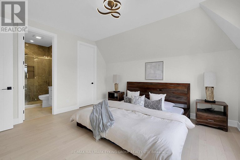 28550899/623-rowanwood-avenue/mckellarhighland/ottawa/ontario/K2A3E3_33