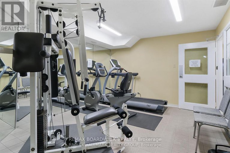 29224107/106-1760-cabaret-lane/fallingbrookpineridge/ottawa/ontario/K4A2H1_30