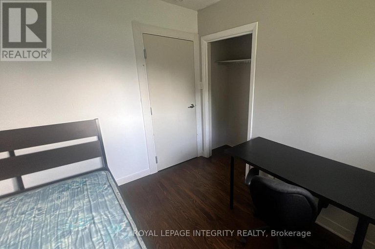 29064005/1152-tawney-road/hawthorne-meadows/ottawa/ontario/K1G1B6_26